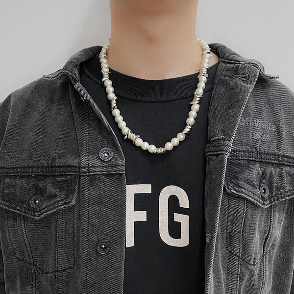Iced Up London Pearl Necklace <br> Barbed Wire